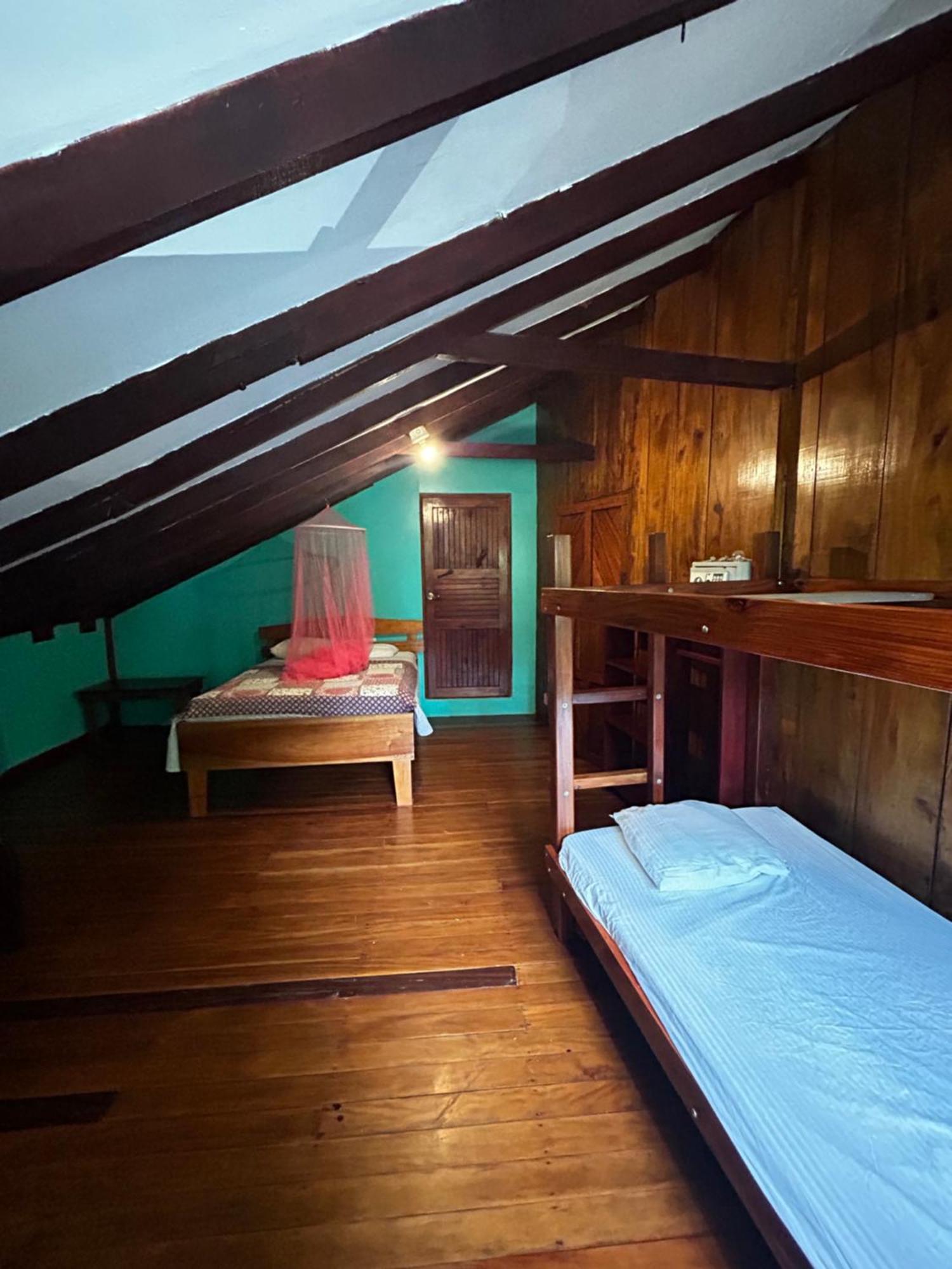 Nativos Corcovado Cabins Дрейк Екстер'єр фото